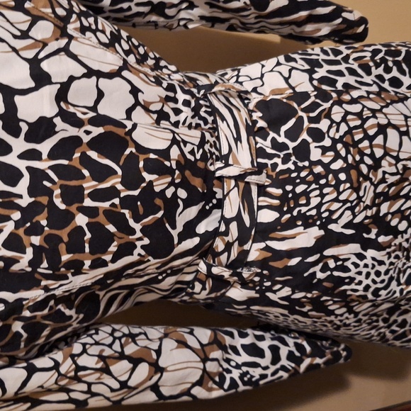 Adorable Ladies Animal Print Jacket - Picture 7 of 8